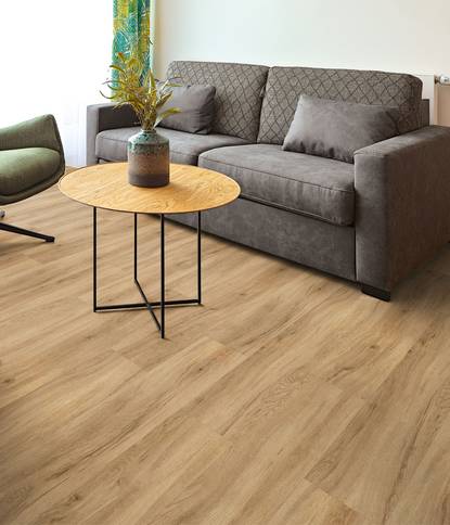 PVC-freier Designboden Holzoptik Wohnzimmer mit Couch ECO3220